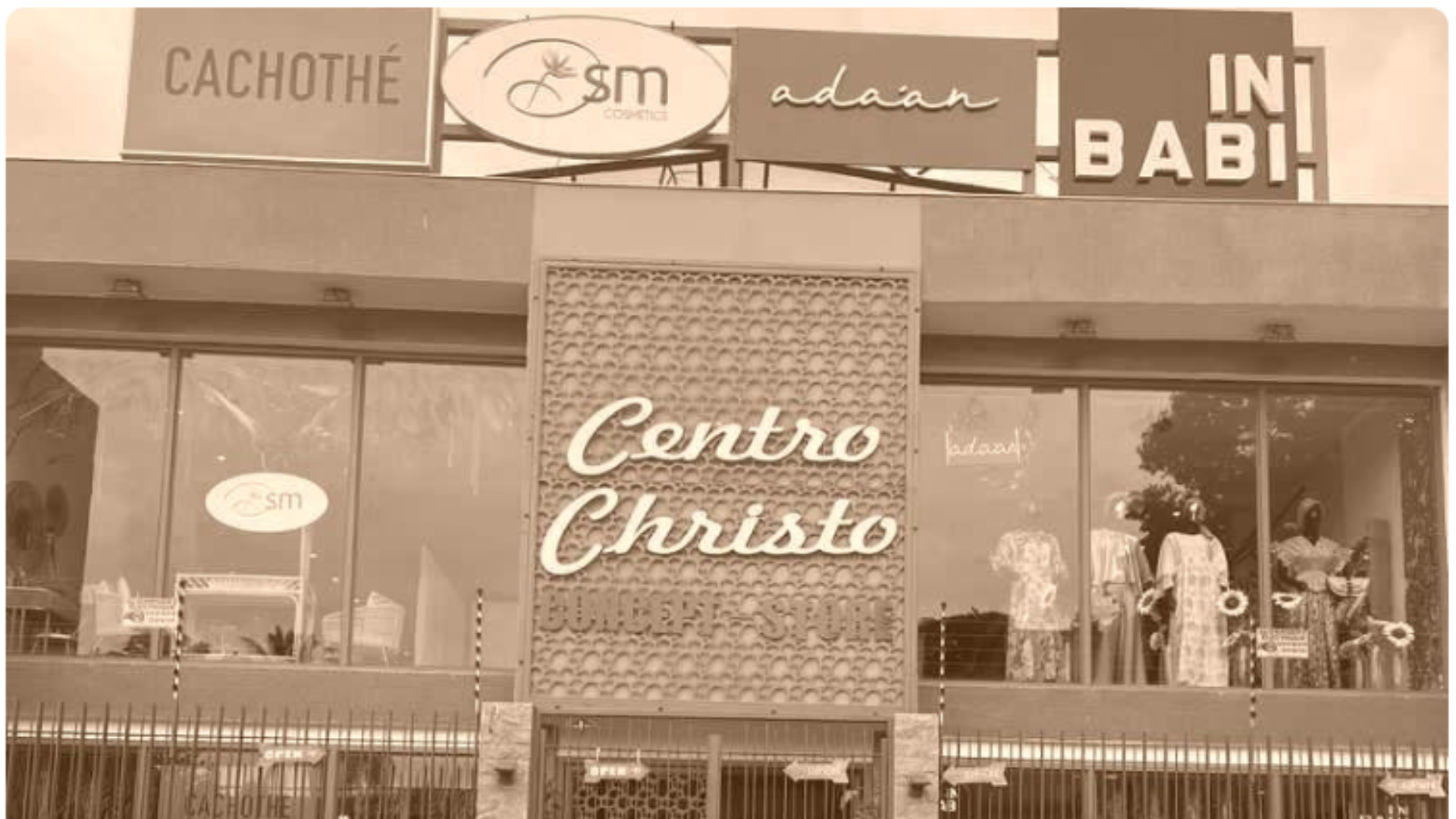 Le Centre Commercial CENTRO CHRISTO